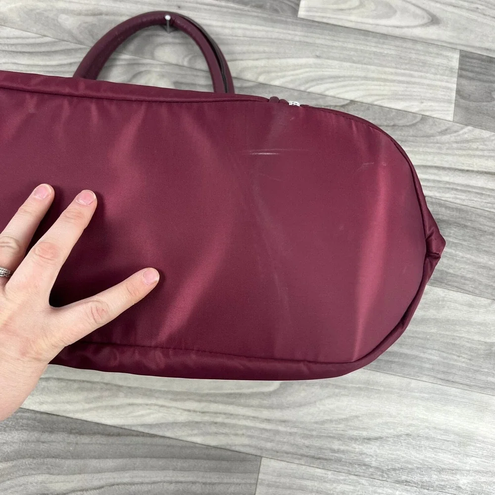 Aimee Kestenberg Duffle Tote Bag Womens‎ Red Double Handle Inner Pockets Travel